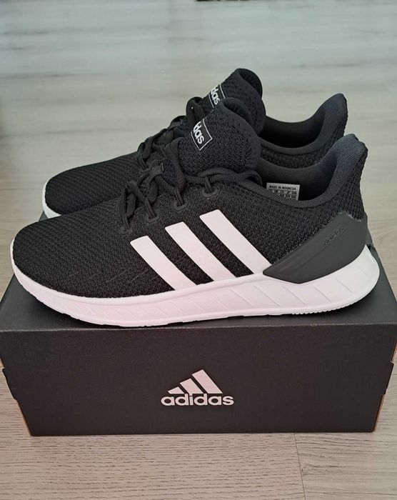 Маратонки Adidas,40н