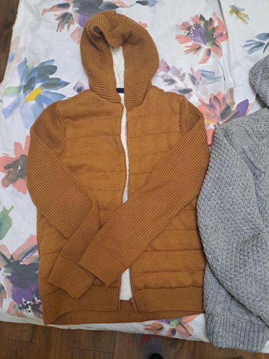 Детски дебели жилетки размер 146 см