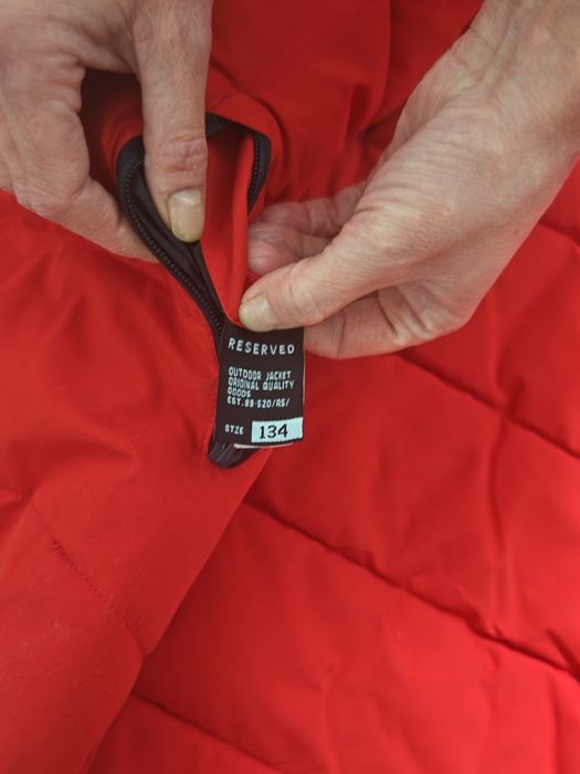 Vând geaca copii ,Reserved 2 fețe, impecabila