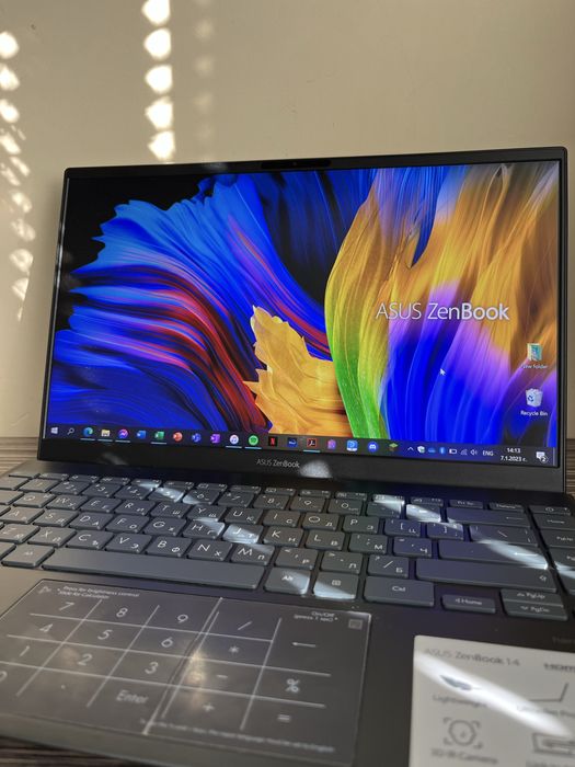 ASUS Zenbook 14 UX425JA-WB501R