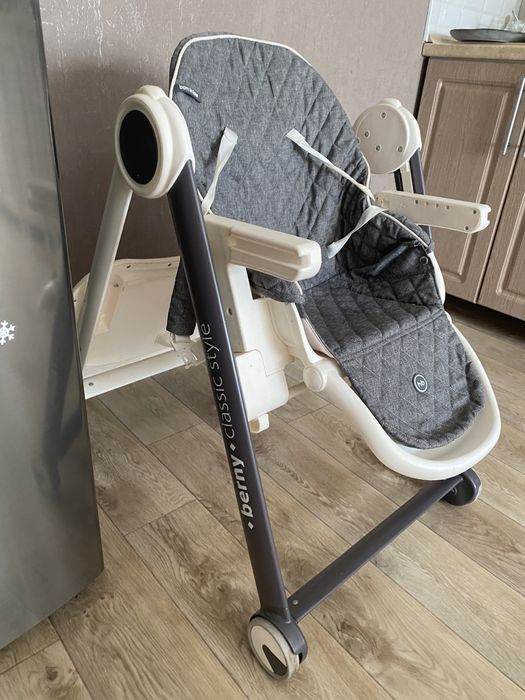 Продам стул для кормления