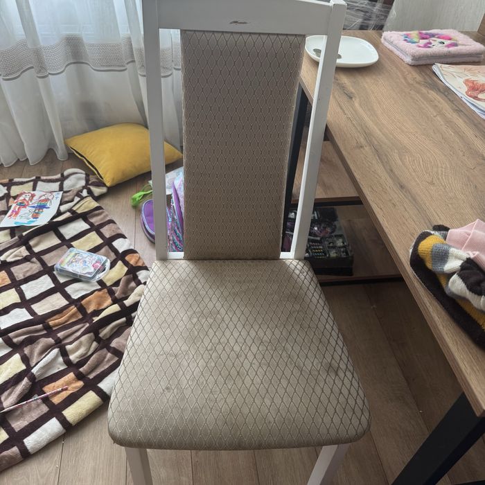 Стулья 6шт, каждая по 5000