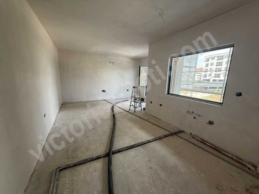 Продава се Тристаен апартамент в Велико Търново, Бузлуджа - 92 кв.м за 1340 €/кв.м - Снимка #2