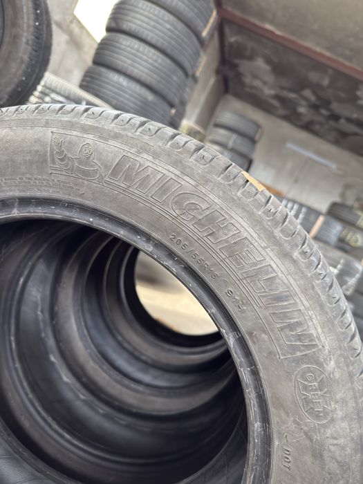 205/55/16 - Michelin