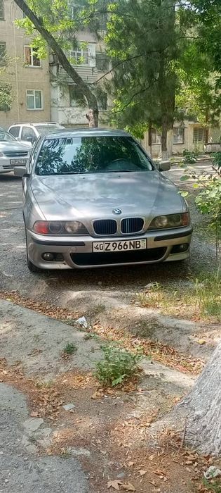 BMW e39 хакикий Монстр