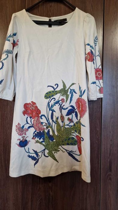 Платья  р. 44-46