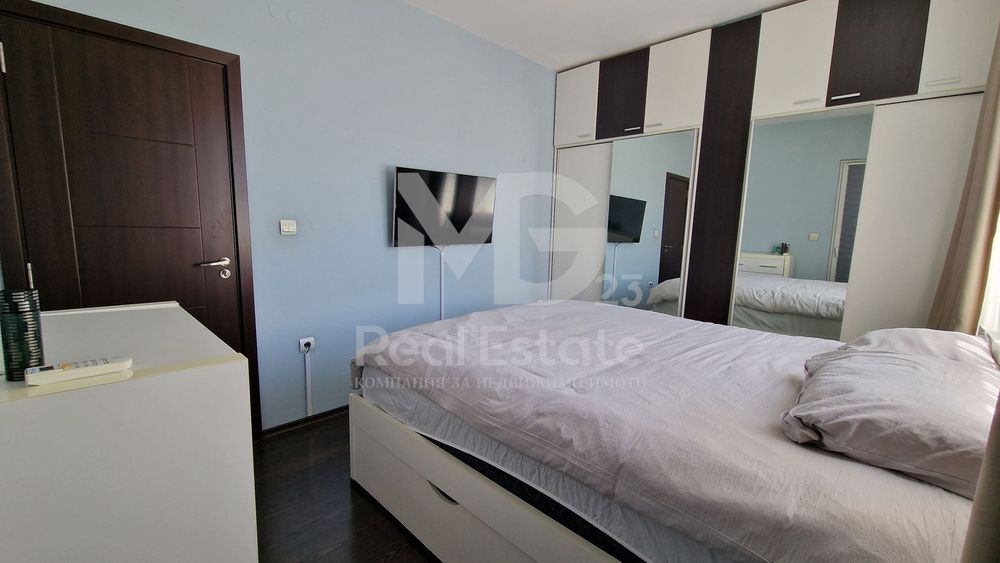 Продава се Тристаен апартамент в Пловдив, Кючук Париж - 85 кв.м за 1230 €/кв.м - Снимка #9