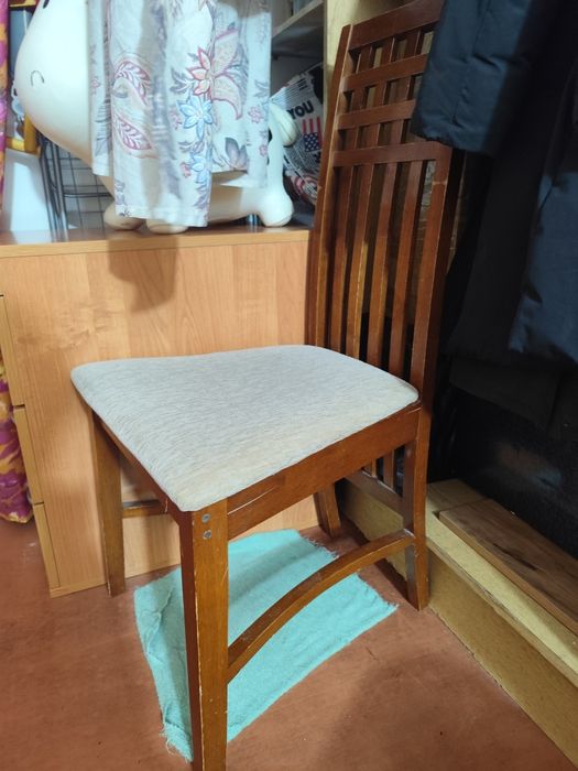 стул деревяннный и барный