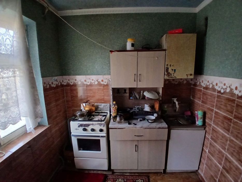 Farg‘ona shaxar oybek 16 a 
Narxi 20000$  kelishiladi