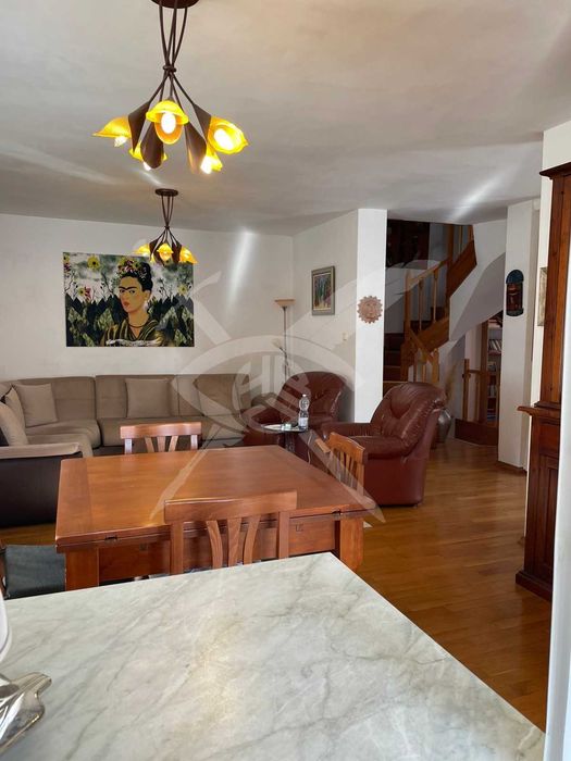 Къща в Кючук Париж! 70426