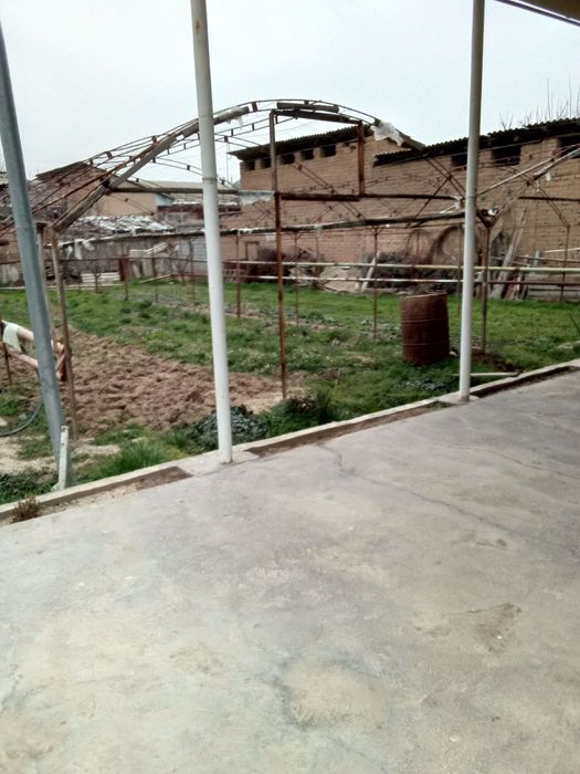 Parnik sotiladi 2 sotix