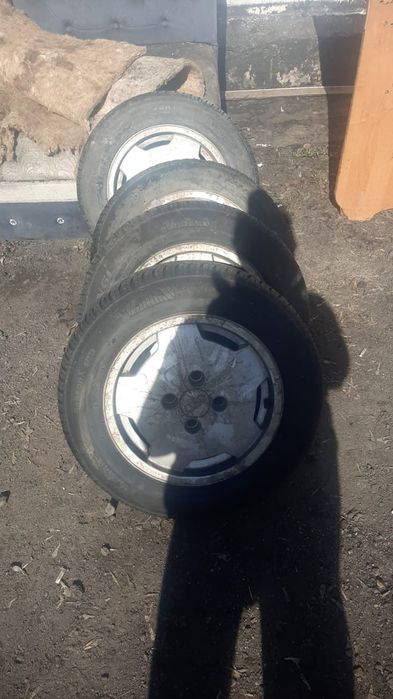 Продаётся титановый диск с летними шинами