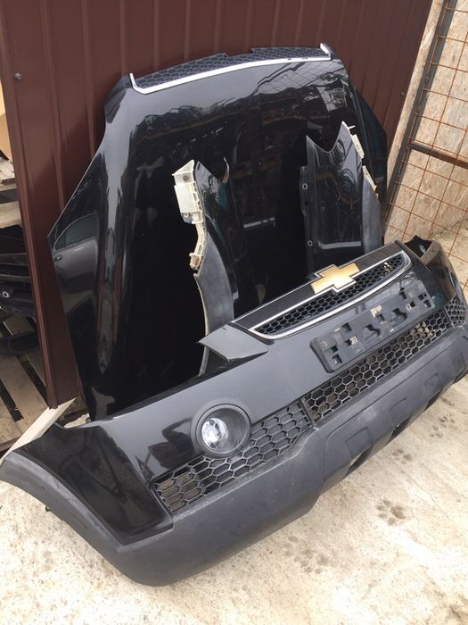 Bara Fata Capota Faruri Aripii Chevrolet Captivia pret 4600 lei