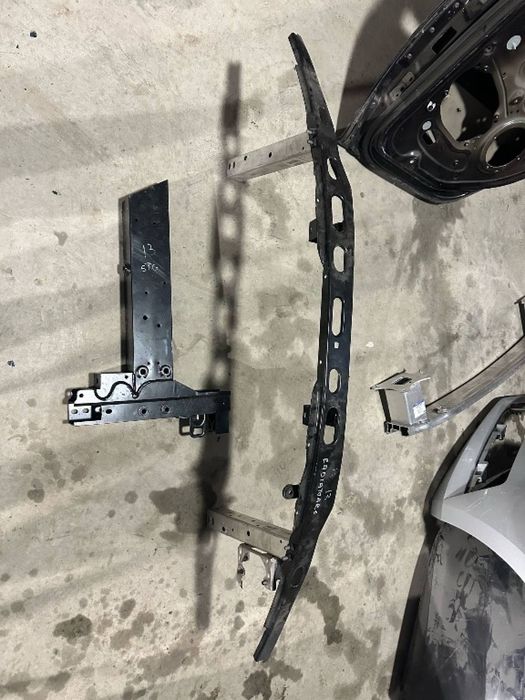 Suport radiatoare / armatura / cap lonjeron stanga BMW I3