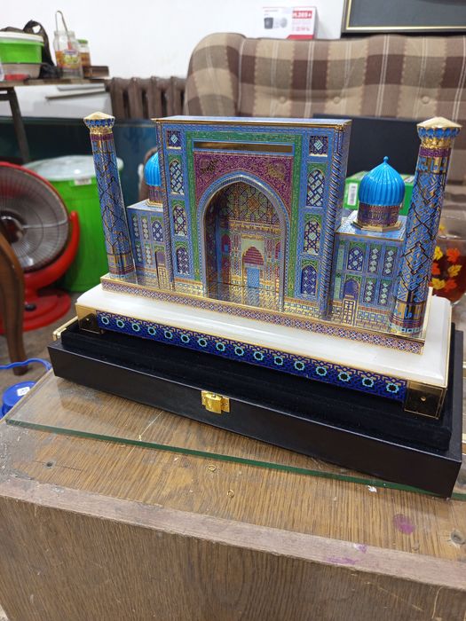 Подарки исувениры