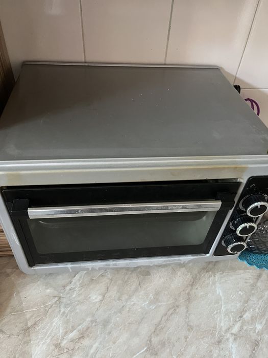 Срочно продам духовку