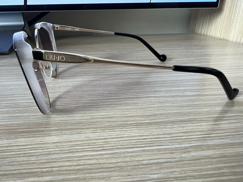 Дамски слънчеви очила