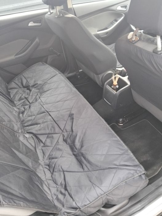 Vând schimb Ford focus