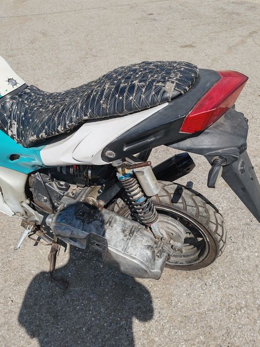 Продам скутер Peda Hornet V2