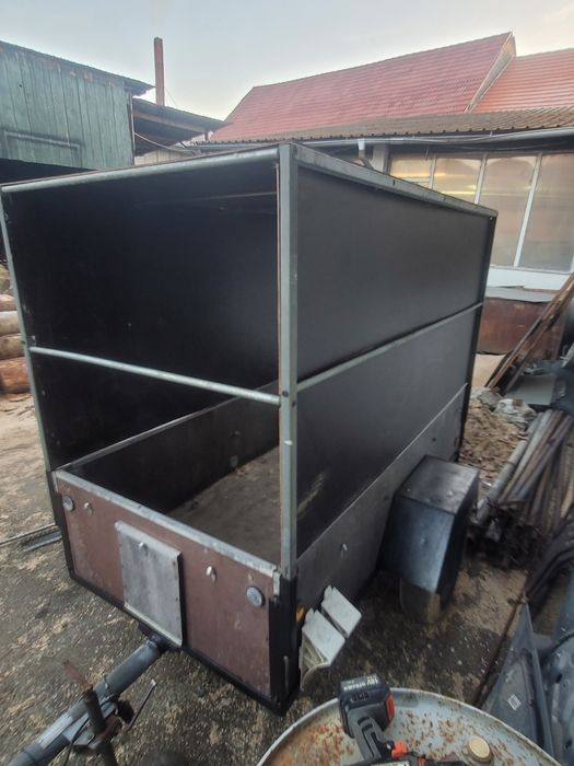 Remorcuta 750 kg acte germania interior 2mx1m