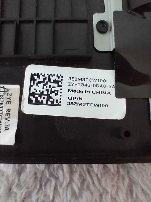 Палмрест с клавиатура | За Dell 3135, 3137, 3138 | 38zm3tcwi00