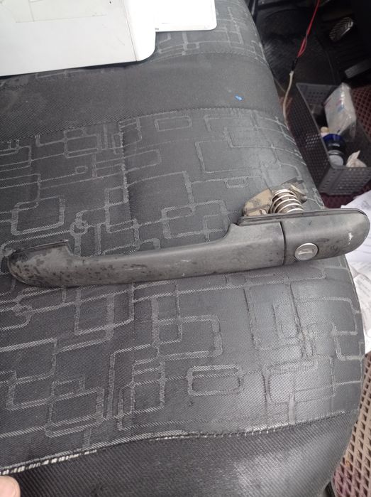 Продам ручку двери Мерседес спринтер