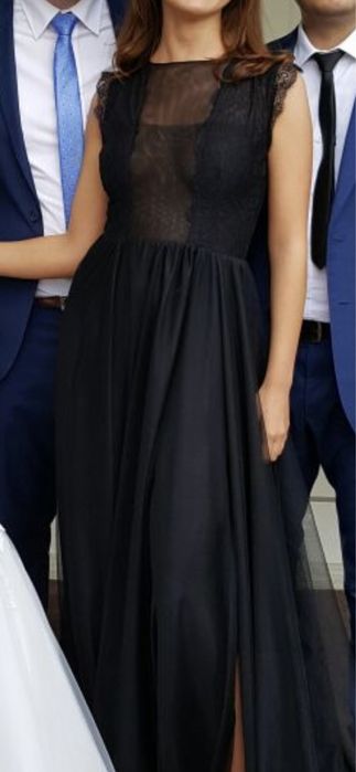 Rochiea neagra lunga