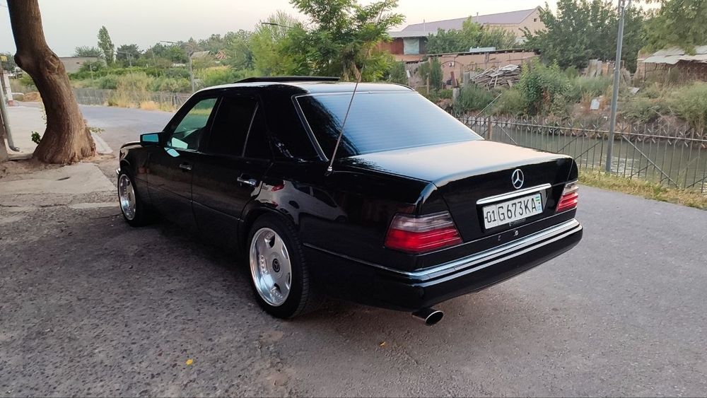 Mersedes Benz w 124