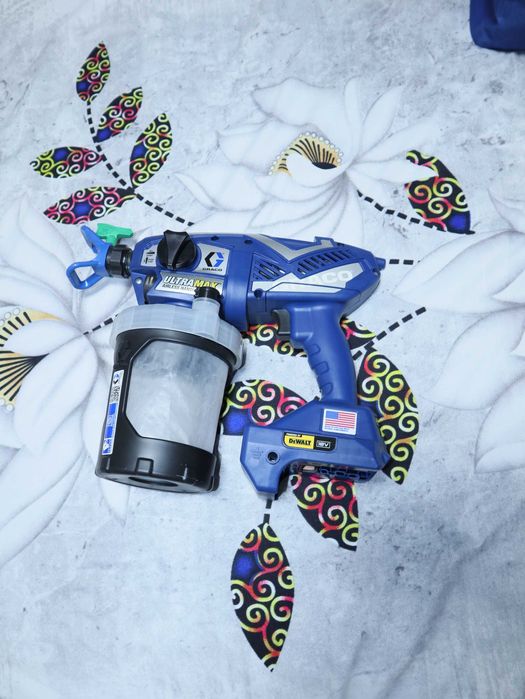 Vând Graco Ultra Max