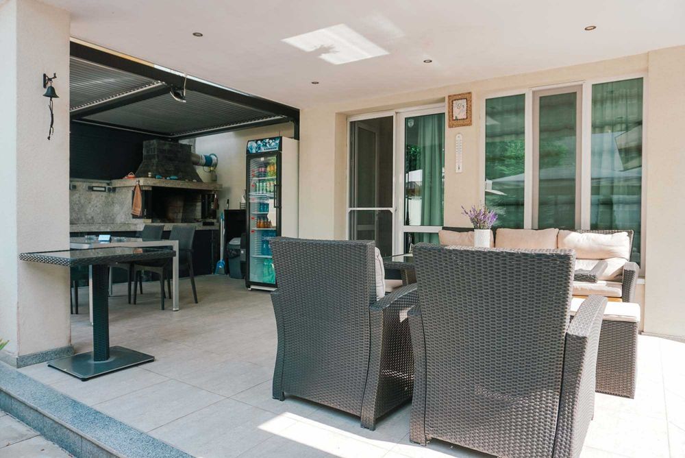 Еднофамилна жилищна сграда Приморско