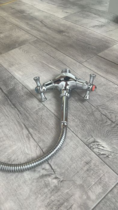 Кран             .