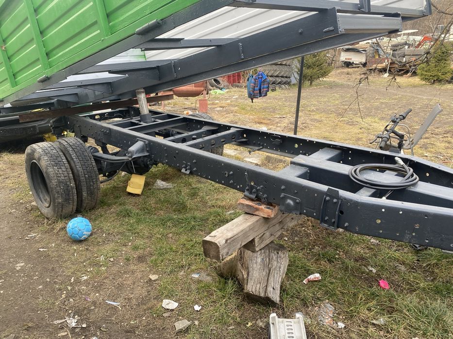 Utb romaneasca 445 ,550 cu remorca basculabila