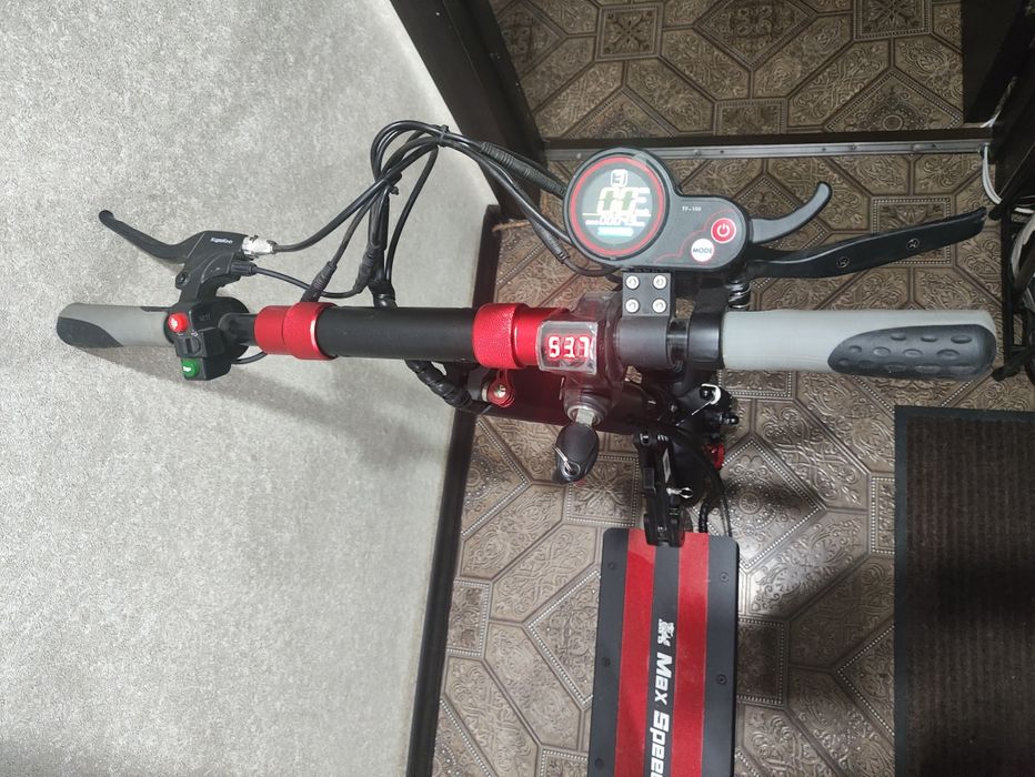 Продам электросамокат