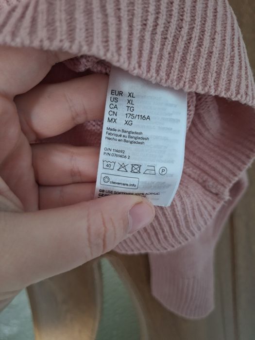 Pulover roz marimea L/XL H&M