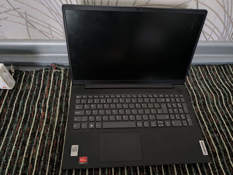 Noutbook Lenovo Kam ishlaltilgan