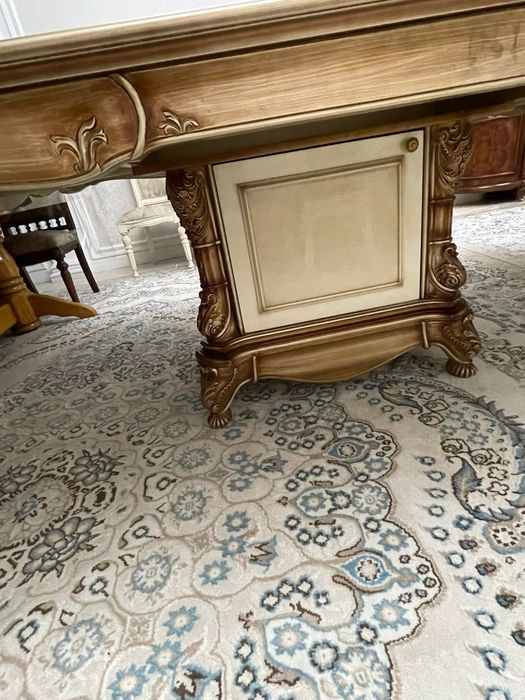 Продам стол со стульями