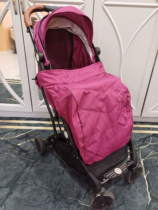 Коляска прогулочная