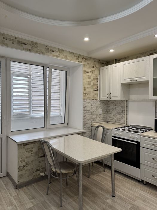 Посуточно квартира в 12-мкр