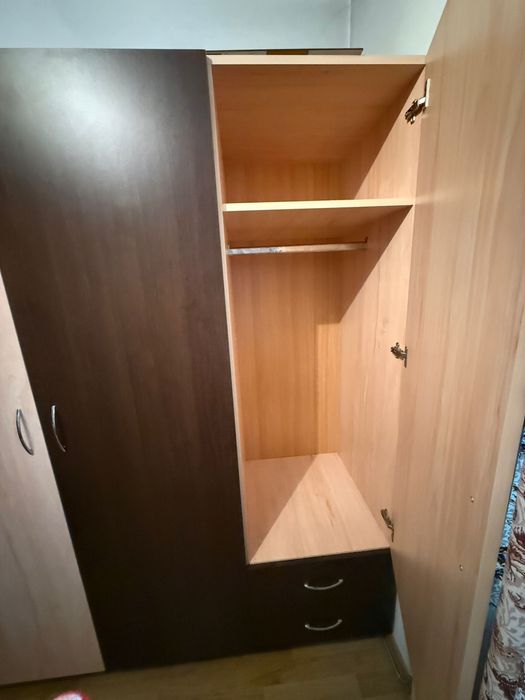 Vand mobila dormitor urgent ieftin