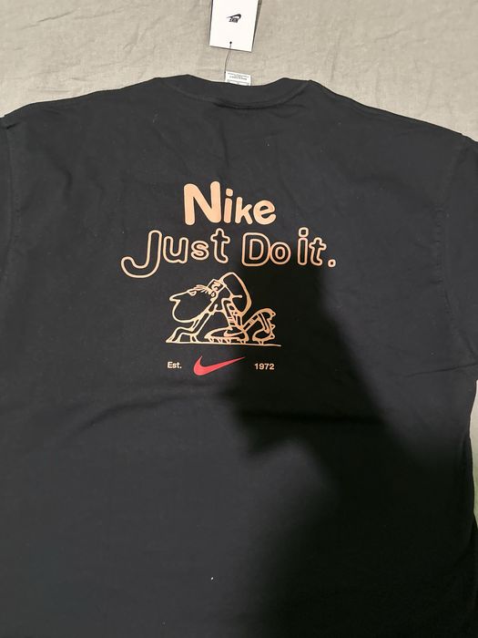 Нова тениска Nike