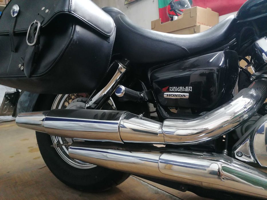 Хонда Шадоу / Honda Shadow VT750 RC50 (Инжекцион / Кардан) 10.2011 – 17 200 км + оборудване