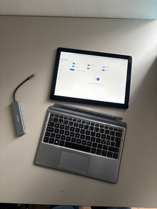 Laptop Dell 2 in 1 (Laptop și tableta) • Windows 11• Procesor i5• 256 Gb• Touch Screen • Usb C