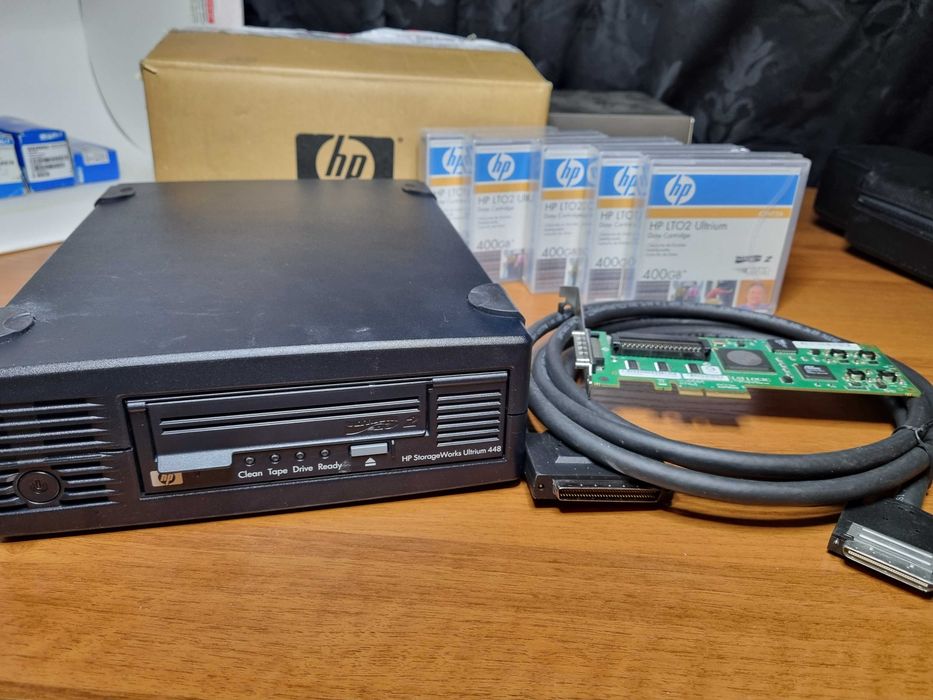 HP StorageWorks ULTRIUM 448 DW017B BRSLA-0404-DC LTO-2 SCSI tape drive
