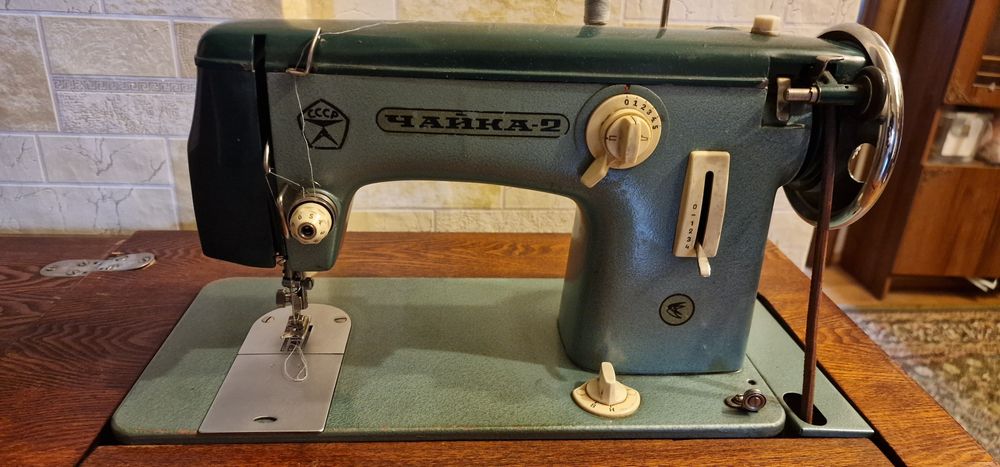 Швейная машинка Чайка-2