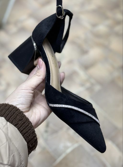 Черный туфли Kalida