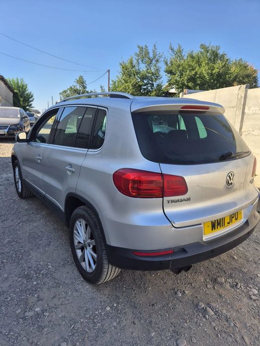 bara fata/capota/trager/faruri/aripi volkswagen tiguan 2012 2.0 cffb