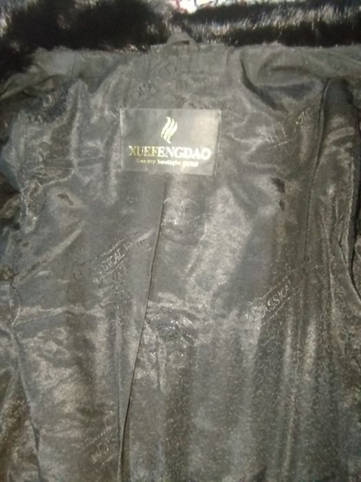 шуба продаётся в хорошем состоянии