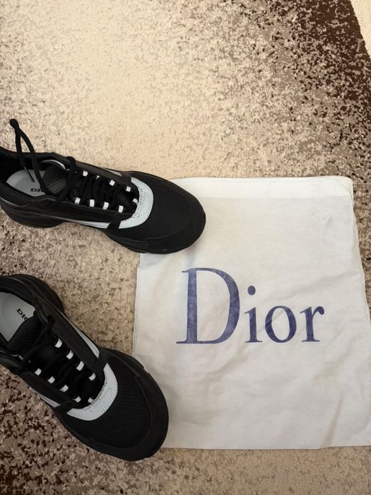 Dior b22 reflective