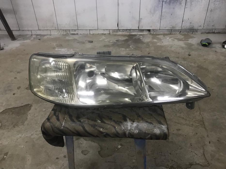 фара Хонда аккорд