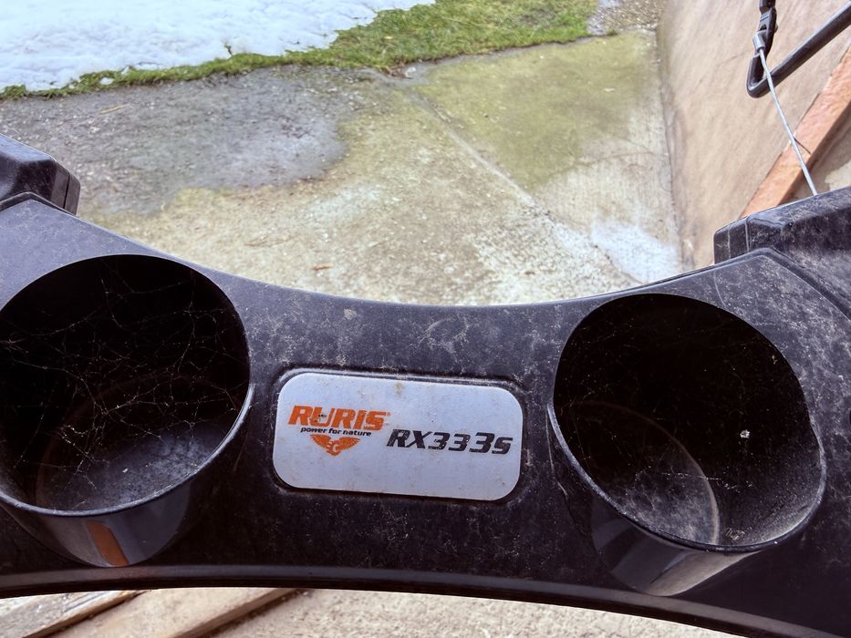 Masina de tuns iarba Ruris Rx333s